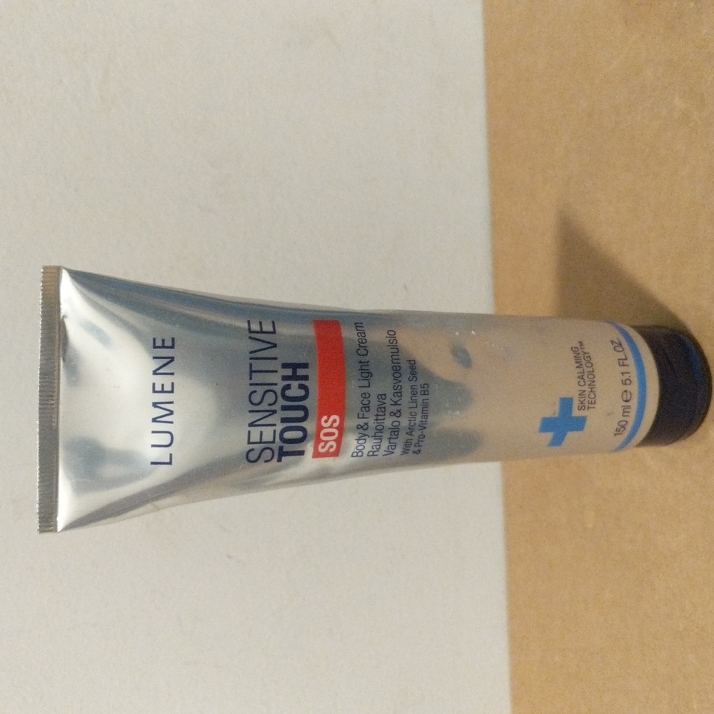 (2) Lumene Sensitive Touch SOS Body & Face - Light Skin Calming Moisturizer